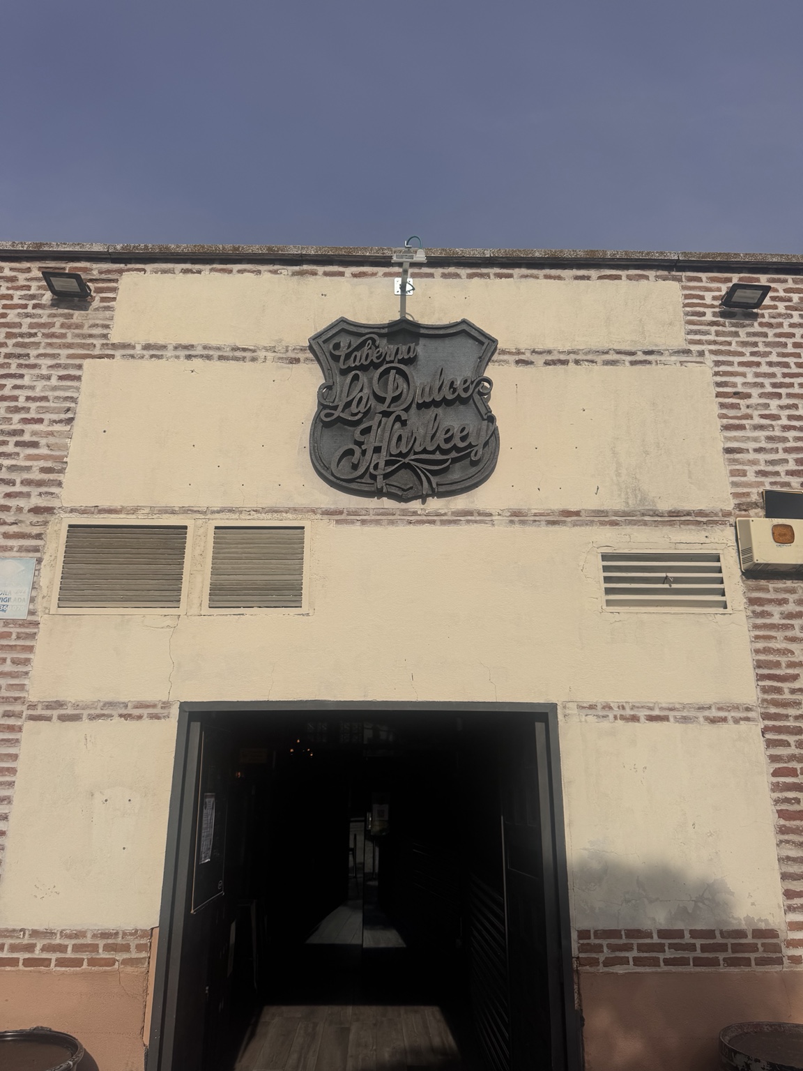 Fachada de La Dulce Harleey